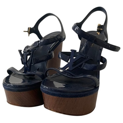 Pre-owned Louis Vuitton Leather Sandal In Navy