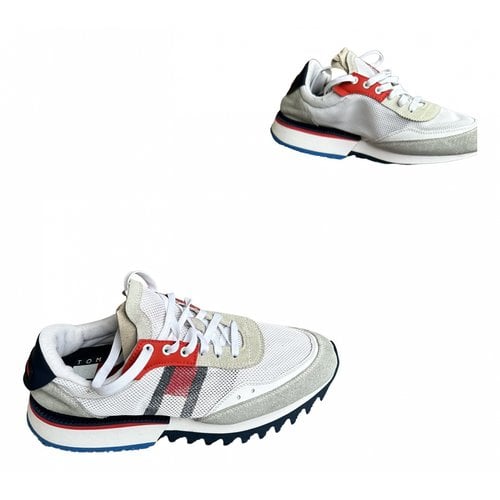 Pre-owned Tommy Jeans Low Trainers In White