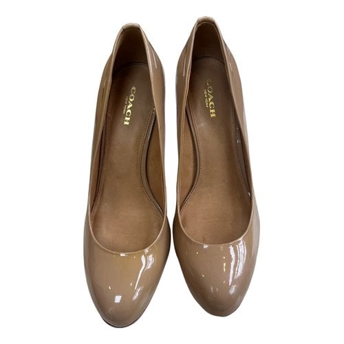 Pre-owned Coach Patent Leather Heels In Khaki