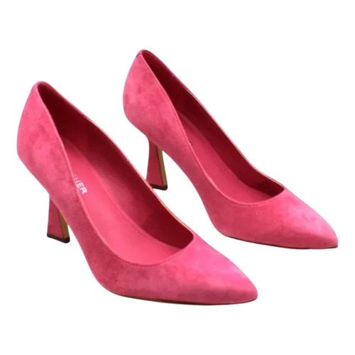 Pre-owned Marc Fisher Cloth Heels In Pink