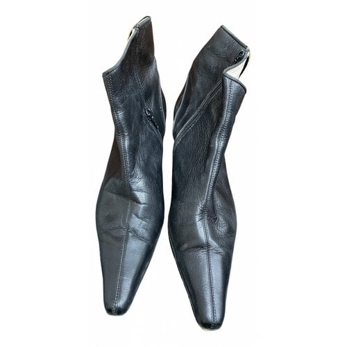 Pre-owned Parallele Leather Boots In Black