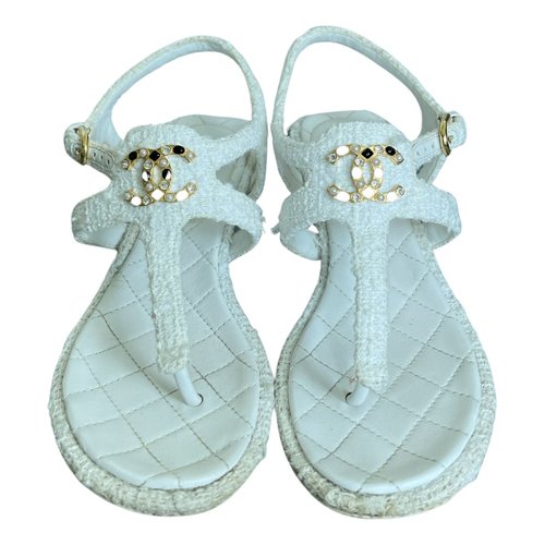 Pre-owned Chanel Tweed Sandal In White