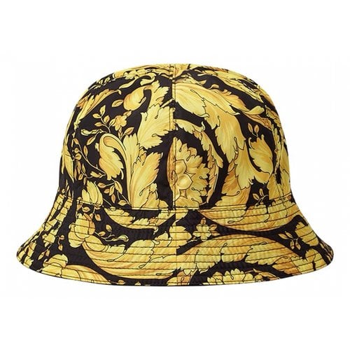 Pre-owned Versace Hat In Multicolour