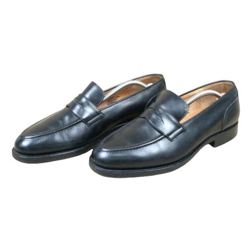 Pre-owned Church's Leather Flats In Black