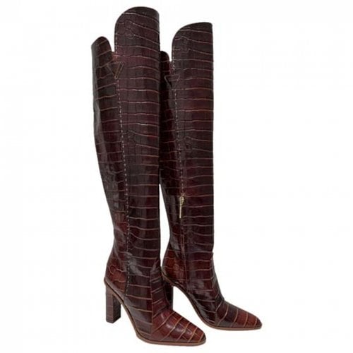 Pre-owned Max Mara Leather Boots In Burgundy