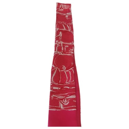 Pre-owned Louis Vuitton Silk Scarf In Red