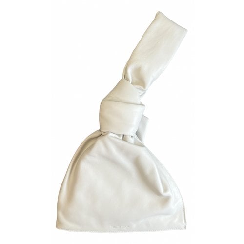 Pre-owned Bottega Veneta Knot Leather Handbag In White