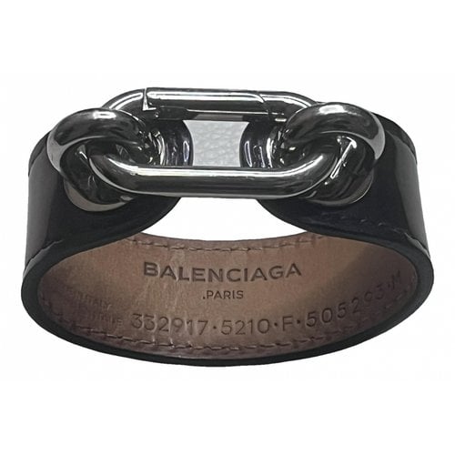 Pre-owned Balenciaga Leather Bracelet In Purple