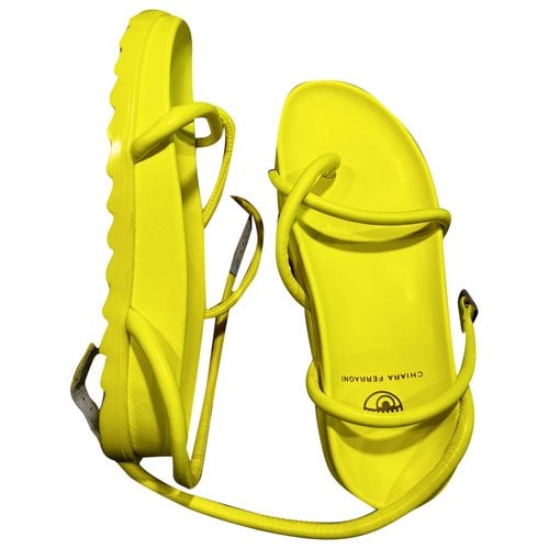 Pre-owned Chiara Ferragni Flip Flops In Yellow