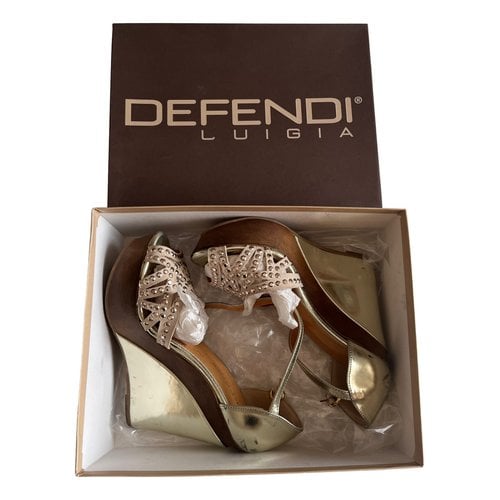 Pre-owned Defend Paris Glitter Heels In Gold