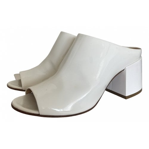 Pre-owned Mm6 Maison Margiela Patent Leather Mules & Clogs In White