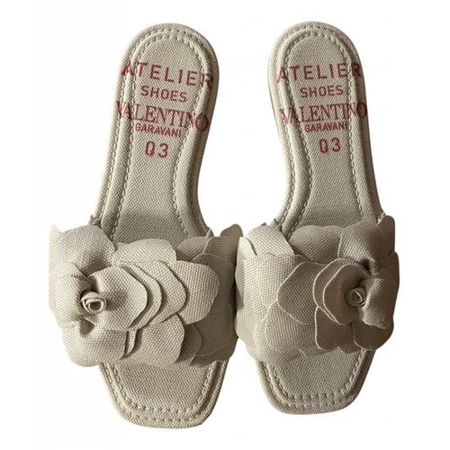 Pre-owned Valentino Garavani Cloth Sandal In Ecru