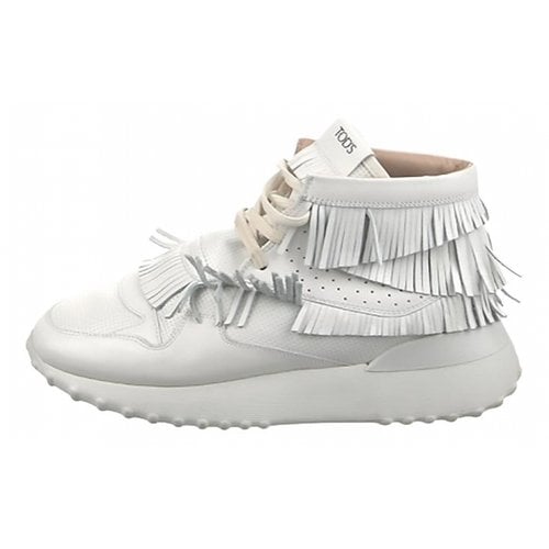 Pre-owned Tod's Leather Mocassin Boots In White