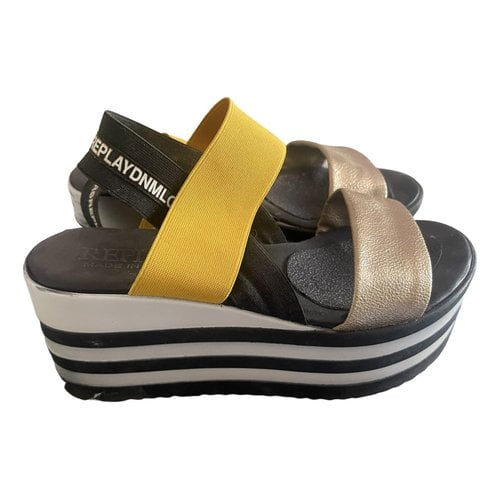 Pre-owned Replay Leather Sandal In Yellow