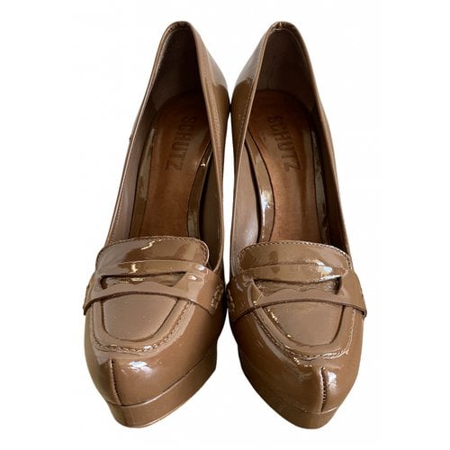 Pre-owned Schutz Patent Leather Heels In Brown