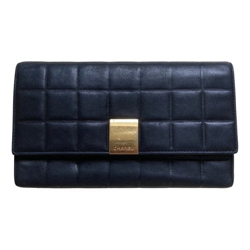 Pre-owned Chanel Leather Purse In Black