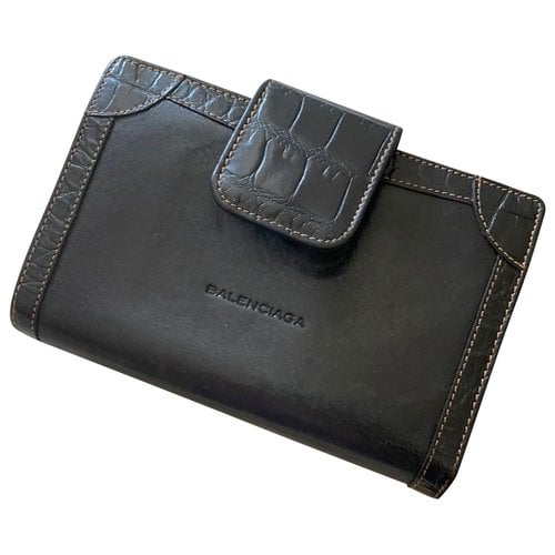 Pre-owned Balenciaga Leather Wallet In Brown