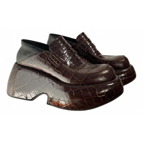 Pre-owned Loewe Leather Mules & Clogs In Brown