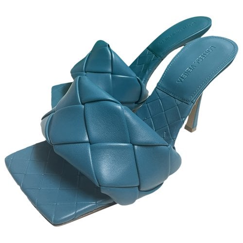 Pre-owned Bottega Veneta Lido Leather Mules In Blue