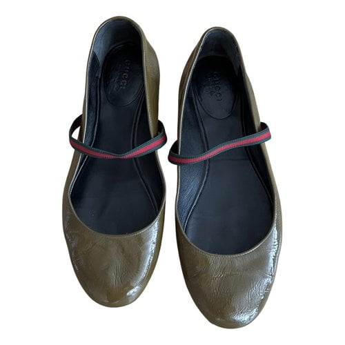 Pre-owned Gucci Patent Leather Ballet Flats In Green