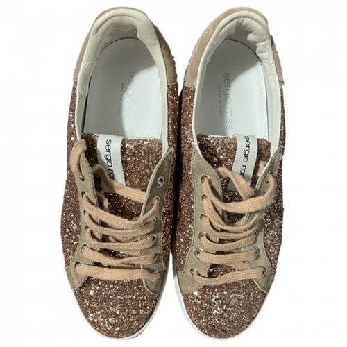 Pre-owned Sergio Rossi Glitter Trainers In Gold