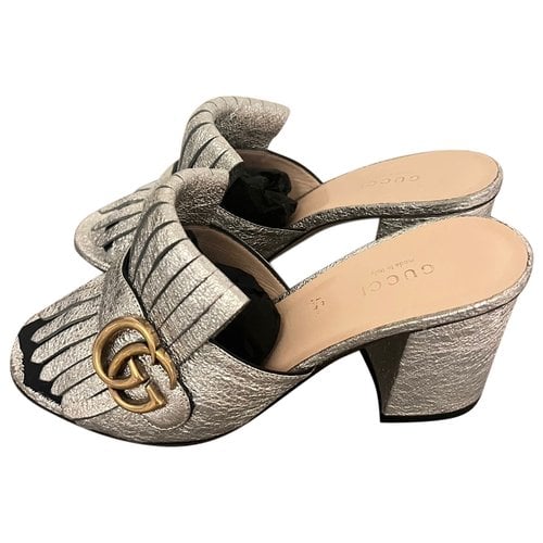 Pre-owned Gucci Leather Mules & Clogs In Metallic