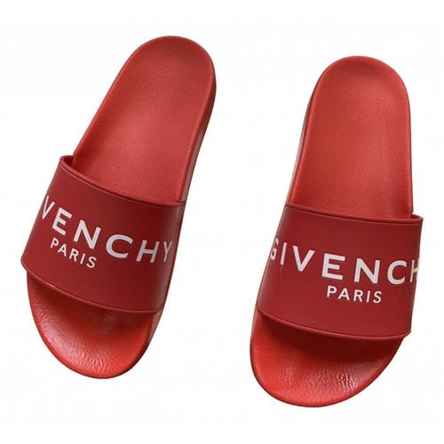 Pre-owned Givenchy Flip Flops In Red