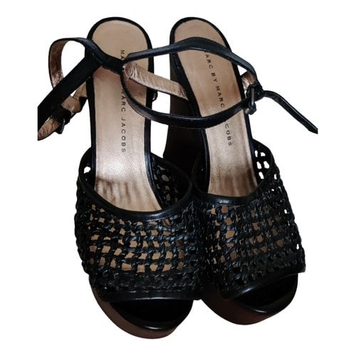 Pre-owned Marc Jacobs Leather Sandal In Black