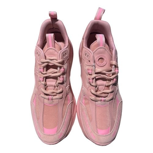 Pre-owned Burberry Trainers In Pink