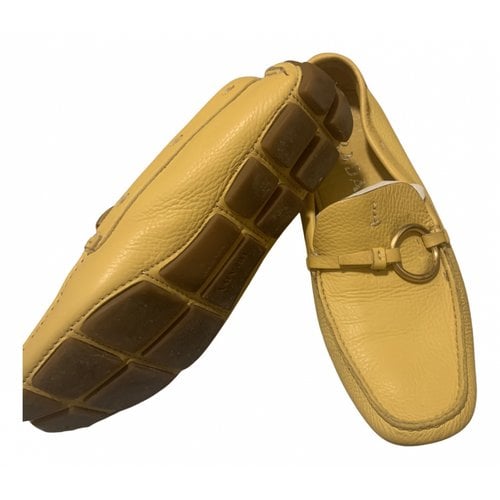 Pre-owned Prada Leather Flats In Yellow