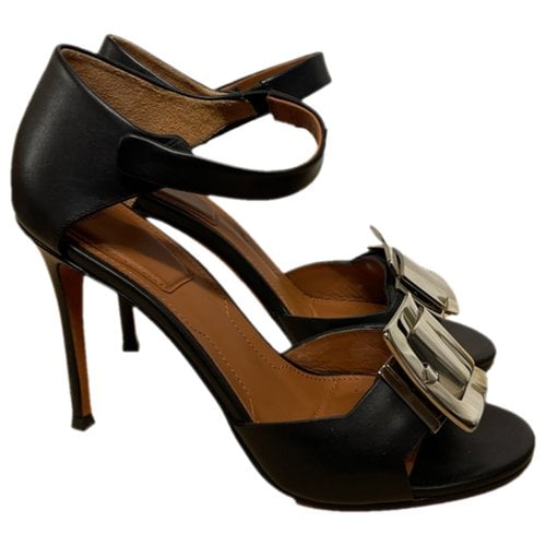 Pre-owned Givenchy Leather Heels In Black