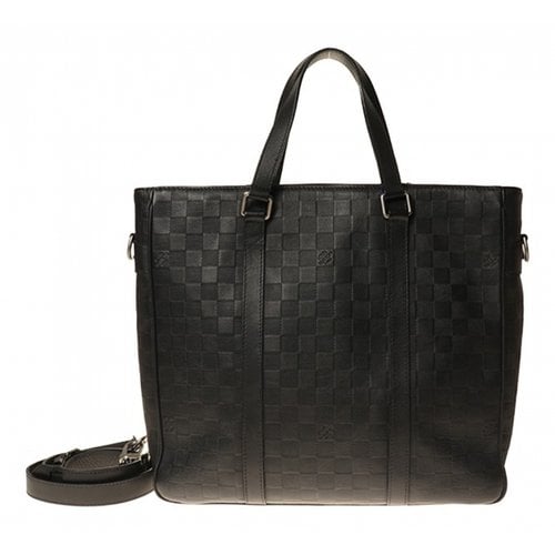 Pre-owned Louis Vuitton Anton Leather Bag In Black