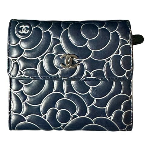 Pre-owned Chanel Timeless/classique Leather Wallet In Blue