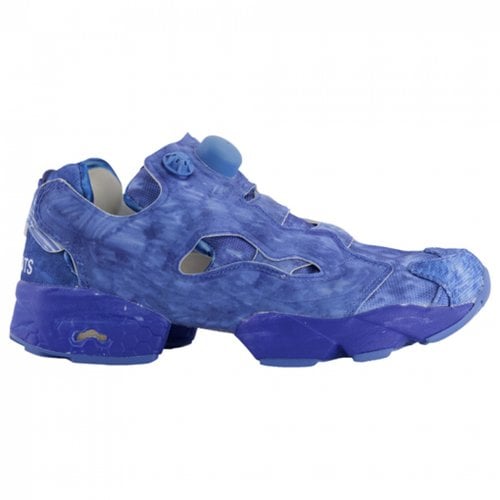 Pre-owned Reebok Trainers In Blue