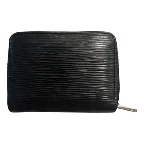 Pre-owned Louis Vuitton Zippy Leather Wallet In Black