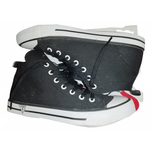 Pre-owned Guess Cloth Trainers In Black