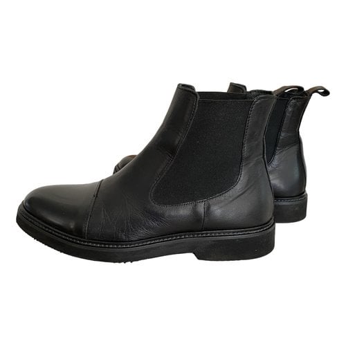 Pre-owned Vibram Leather Ankle Boots In Black