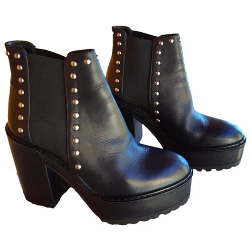 Pre-owned Janet & Janet Leather Boots In Black