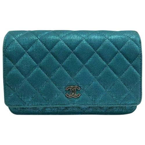 Pre-owned Chanel Wallet On Chain Timeless/classique Cloth Crossbody Bag In Blue