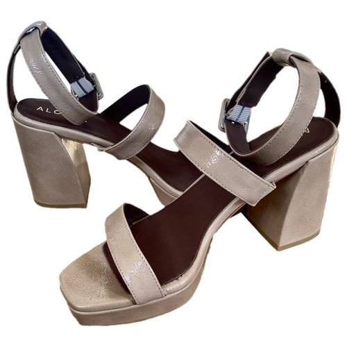 Pre-owned Alohas Patent Leather Sandals In Beige