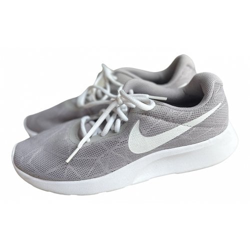 Pre-owned Nike Roshe Run Cloth Trainers In Grey