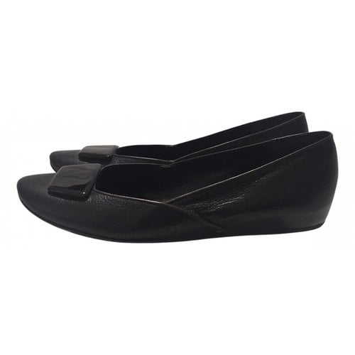 Pre-owned Costume National Leather Ballet Flats In Black