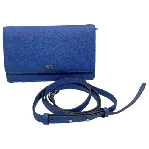 Pre-owned Michael Kors Leather Purse In Blue