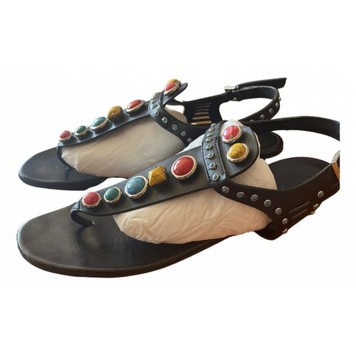 Pre-owned Gucci Leather Sandal In Black