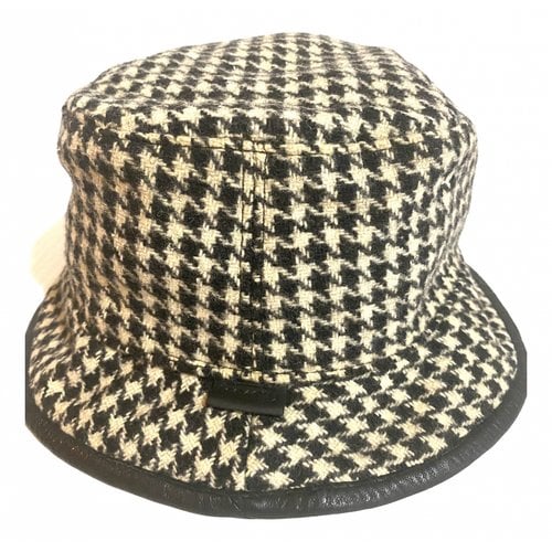 Pre-owned Coach Cloth Hat In Multicolour