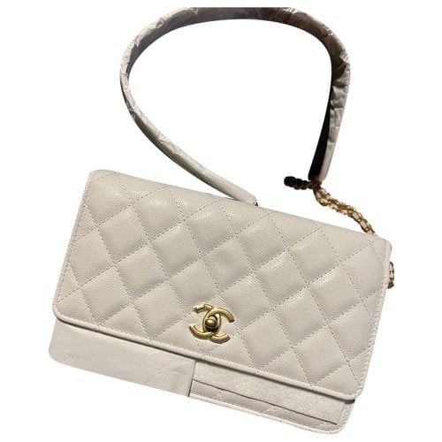 Pre-owned Chanel Wallet On Chain Timeless/classique Leather Crossbody Bag In White