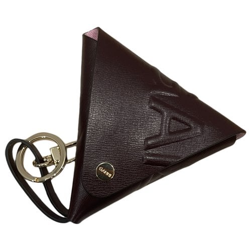 Pre-owned Ganni Leather Key Ring In Burgundy