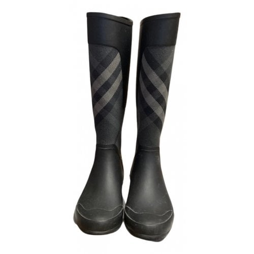 Pre-owned Burberry Boots In Black