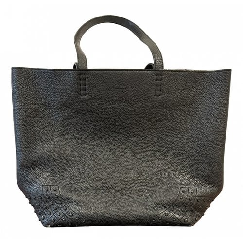 Pre-owned Tod's Shopping Media Leather Tote In Black