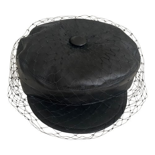 Pre-owned Dior Leather Beret In Black